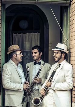 Una cosa rara (Carlos Moliner, Naüm Monterde i Oriol Garcia, clarinets)