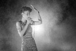 Música- Paula Valls en concert