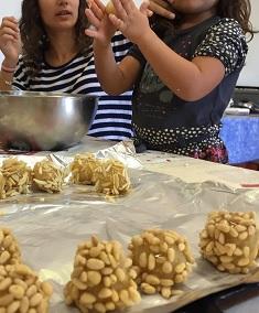 Fem panellets en família