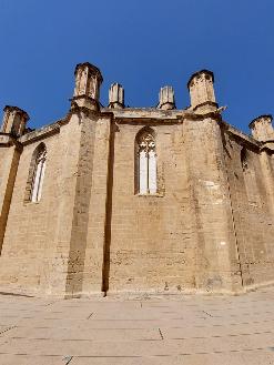 L'evolució constructiva de la catedral Tortosa: de l'absis gòtic a la façana barroca