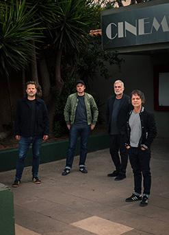 LETS: LA HABITACIÓN ROJA + EL VERBO ODIADO