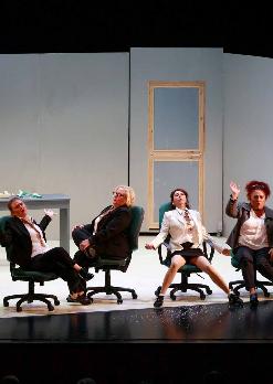 ODIARÀS EL TEU JEFE - COMPANYIA DRAMÈDIA DE RIUDOMS - Mostra de Teatre Amateur 2026