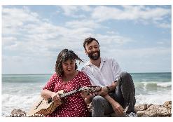 "Amics" amb Dafnis Balduz i Carla Barroso