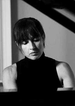 LAURA ANDRÉS, piano