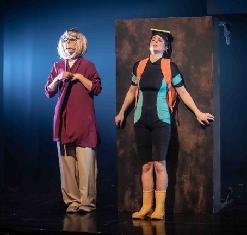 Dins el cor del món